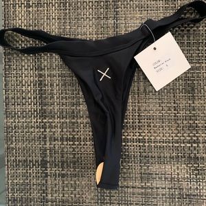 Boutine LA size small bottoms